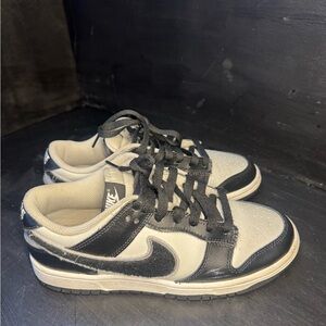 Nike Black and White Athletic Shoes Chenille swoosh black